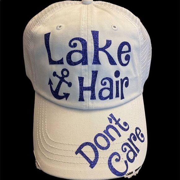 Woman’s OS NWOT White/Blue “Lake Hair Don’t Care” Glittery Cap - Picture 1 of 1